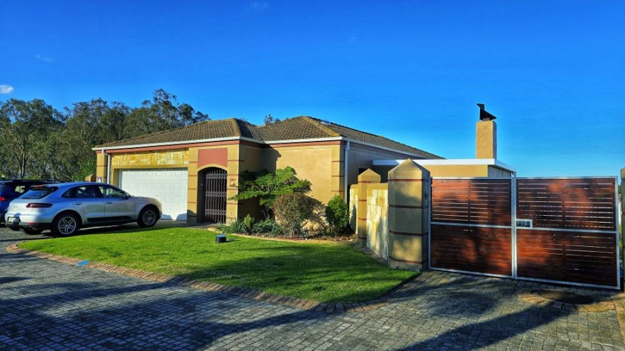 3 Bedroom Property for Sale in Morningside Eastern Cape
